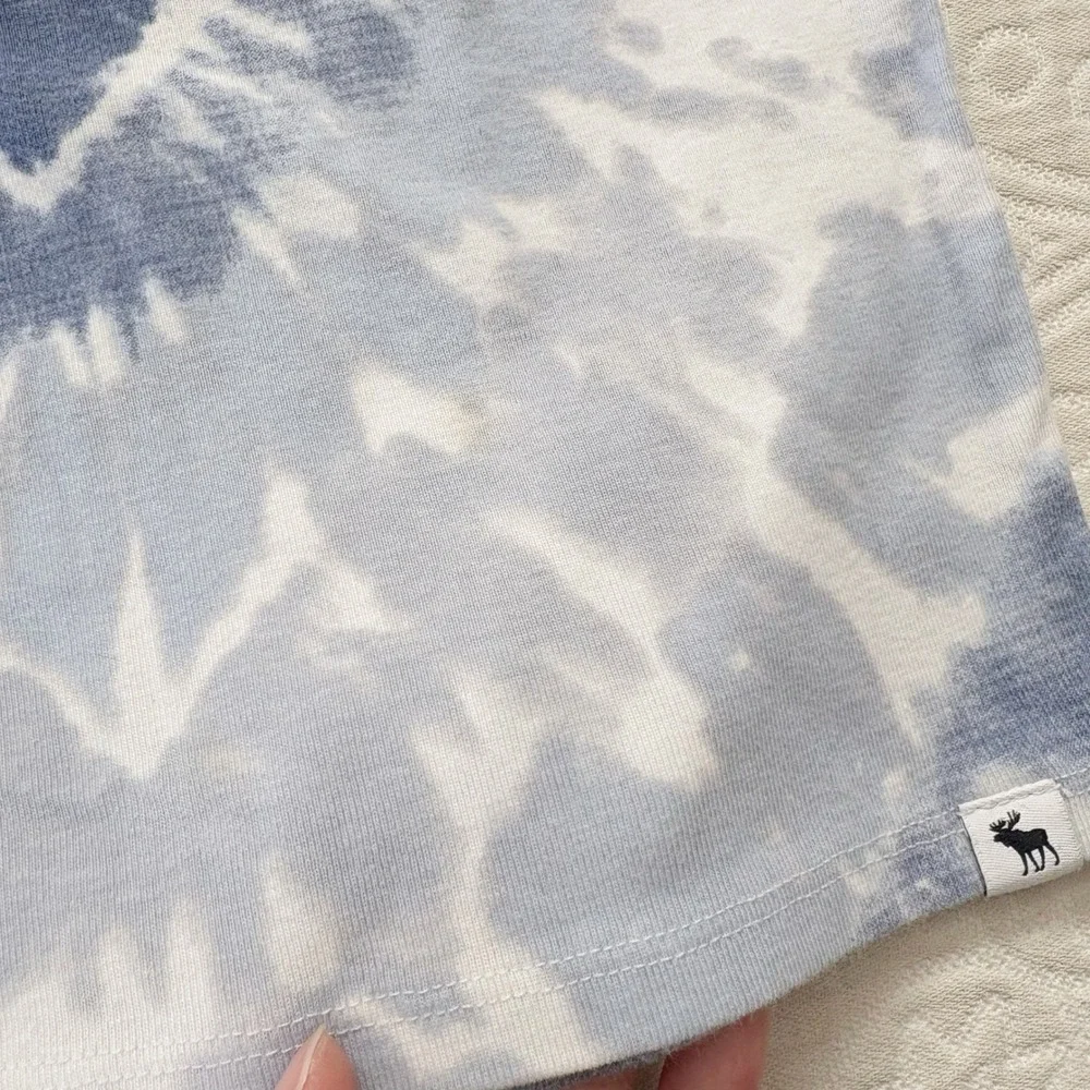 Abercrombie Girls' Blue/White Tie-Dye Heart Tank Top (Sz 11/12)‎